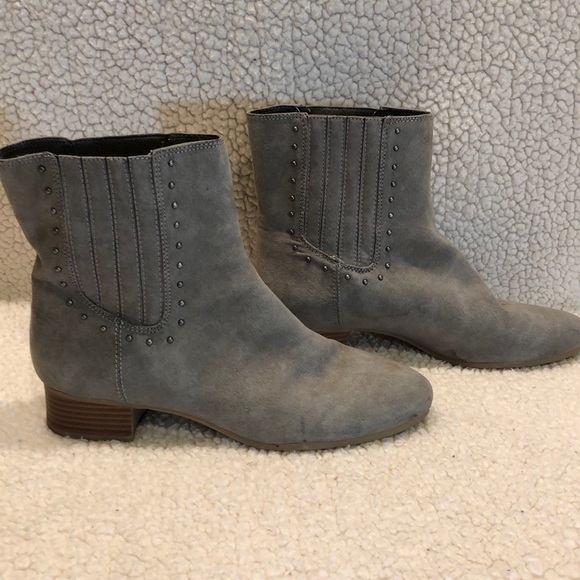 Gray Ankle Boots studs 1.5” Heel Faux Suede Size 9.5 - Picture 1 of 8